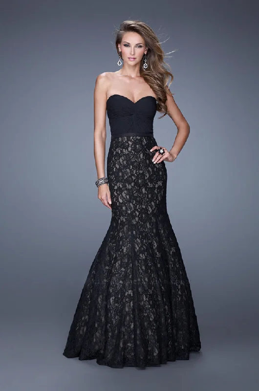 Women's Relaxed Outfit Trendy Street Style Clothing 8 - la femme black pleated lace mermaid gown