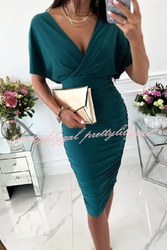 Women's Casual Garments Low Price Special Gorgeous Day Batwing Sleeve Ruched Midi Dress