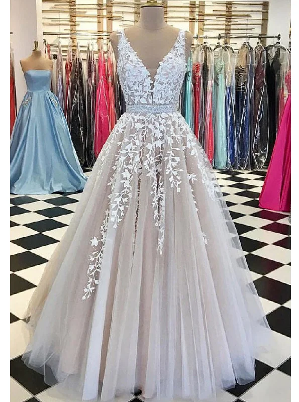 Women's Sporty Chic Clothes Statement Piece V Neck Lace Appliques Ball Gown Tulle Backless Wedding Dress OW323