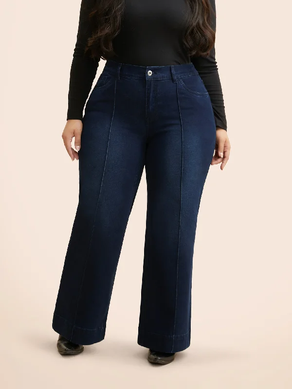 Women's Plus-Size Casual Outfit Wardrobe Essentials Dark Wash Seam Detail Wide Leg Jeans