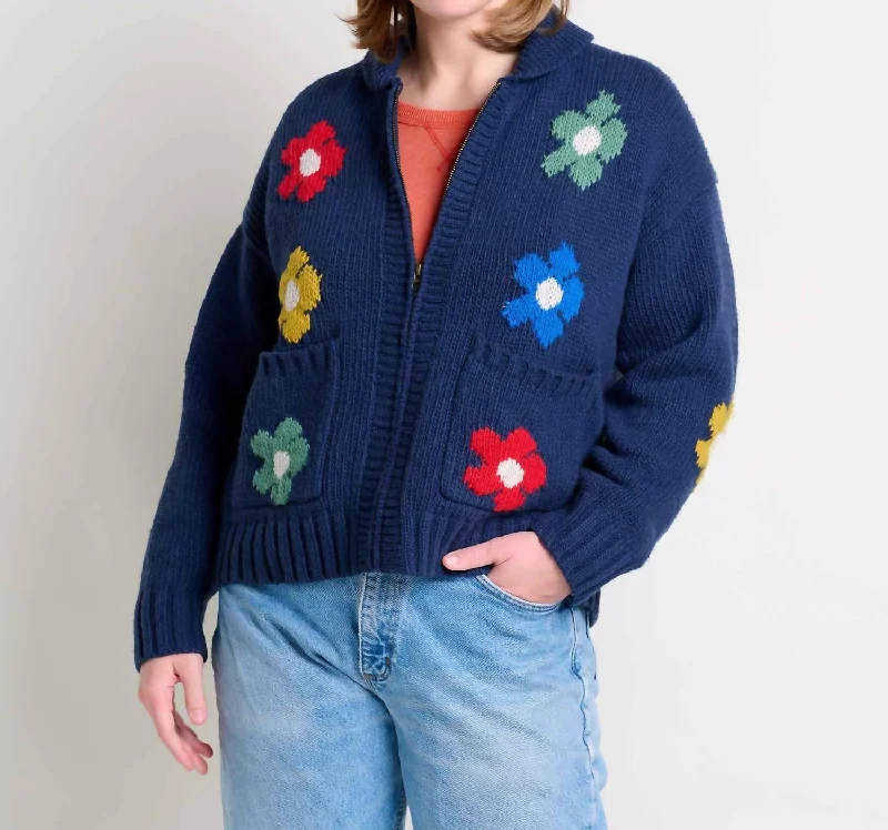 Stylish Women's Garments Hollywood Glam Award - Show Style Nitsa Zip Cardigan In True Navy Daisys