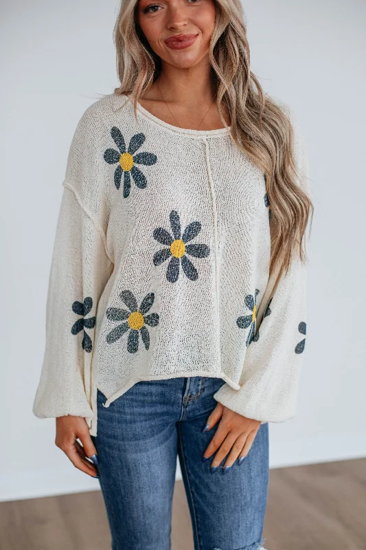 Women's Workout Clothing Exclusive Sale Kaelie Floral Sweater - Cream