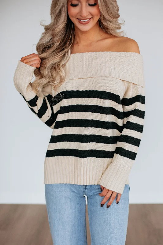 Women's Vacation Outfit Set Chic Wardrobe Chantelle Off The Shoulder Sweater - Cream